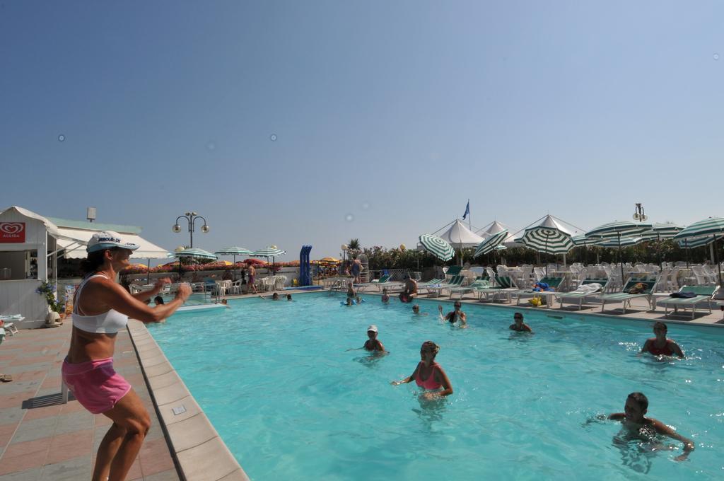 Hotel Marina Lido di Jesolo Esterno foto